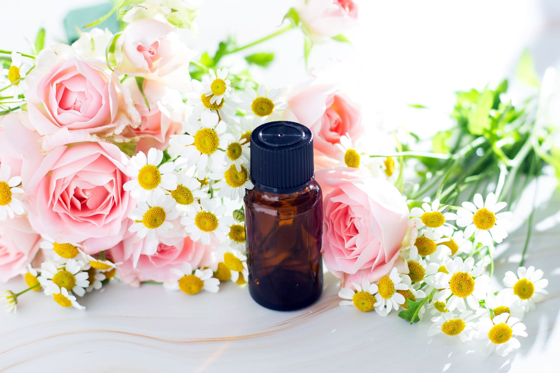 さまざまな贈り物のシーンに寄り添うアロマ