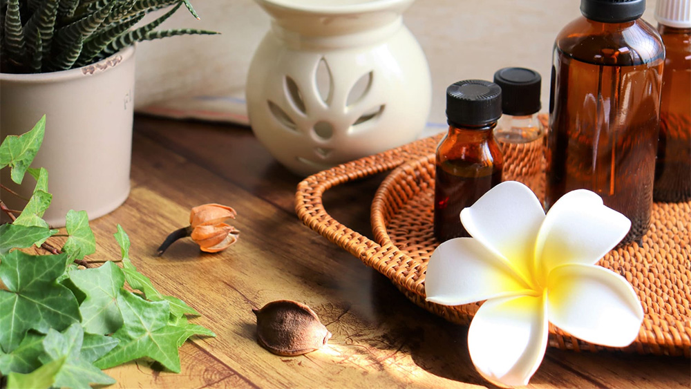 気分に寄り添う香りの取り入れ方